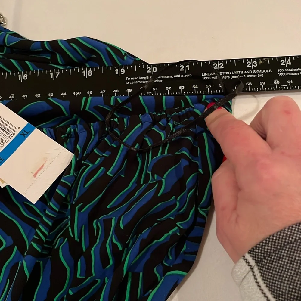 Micheal Kors  size medium blue animal print chain print halter top stretch NWT